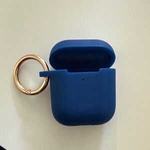 heyday Blue Silicone AirPods Gen 1 & 2 Case with Gold Keyring